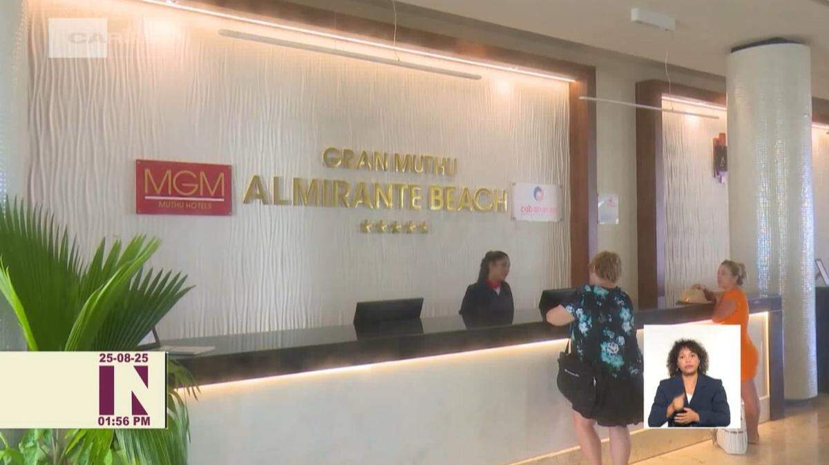 El Hotel Gran Muthu Almirante Beach, en la provincia cubana de Holguín, recurrió al karaoke y bandas de música en inglés para recuperar el turismo canadiense.