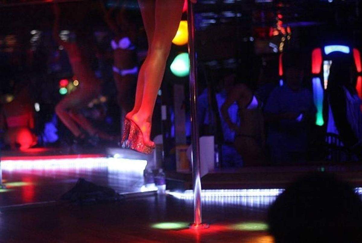 For many marginalized sex workers in Miami, the arrival of COVID-19 poses an almost existential threat