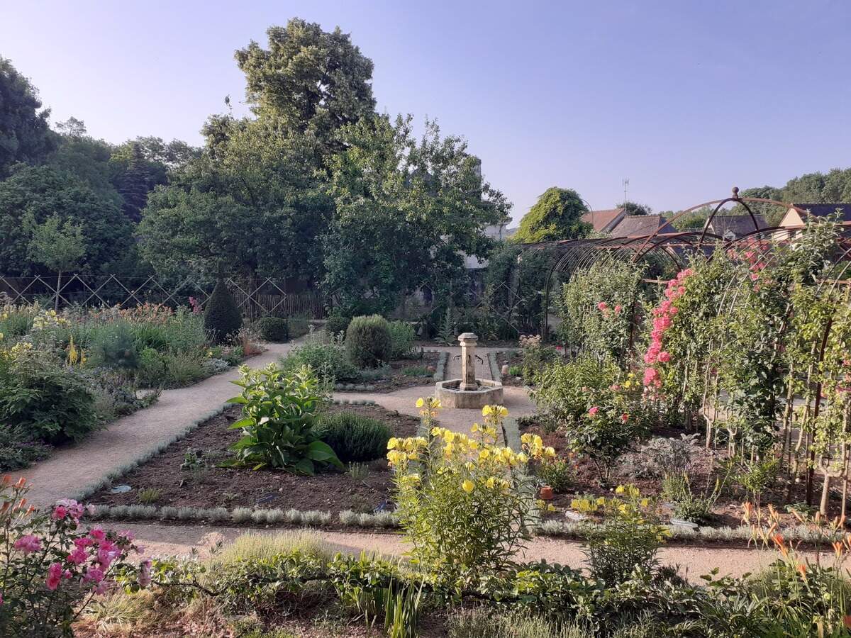 Los jardines del Cura, en Chédigny.