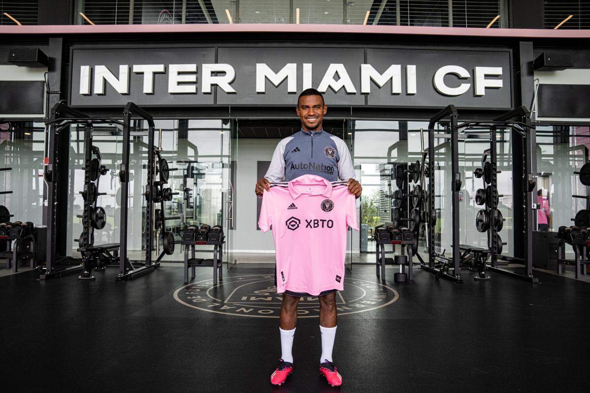 Dixon Arroyo posa en el centro de entrenamiendo del Inter Miami, el 13 de abril de 2023.
