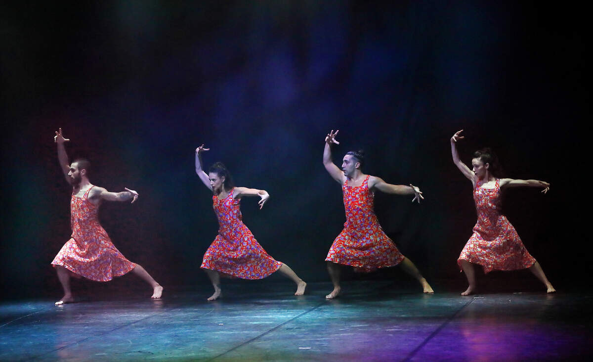 Los bailarines de Opus Ballet en la obra “Caravan”, ahora en el repertorio de DNM. De izq. a derecha: Lorenzo Di Rocco, Giulia Orlando, Riccardo Papa y Jennifer Lavinia Rosati. 