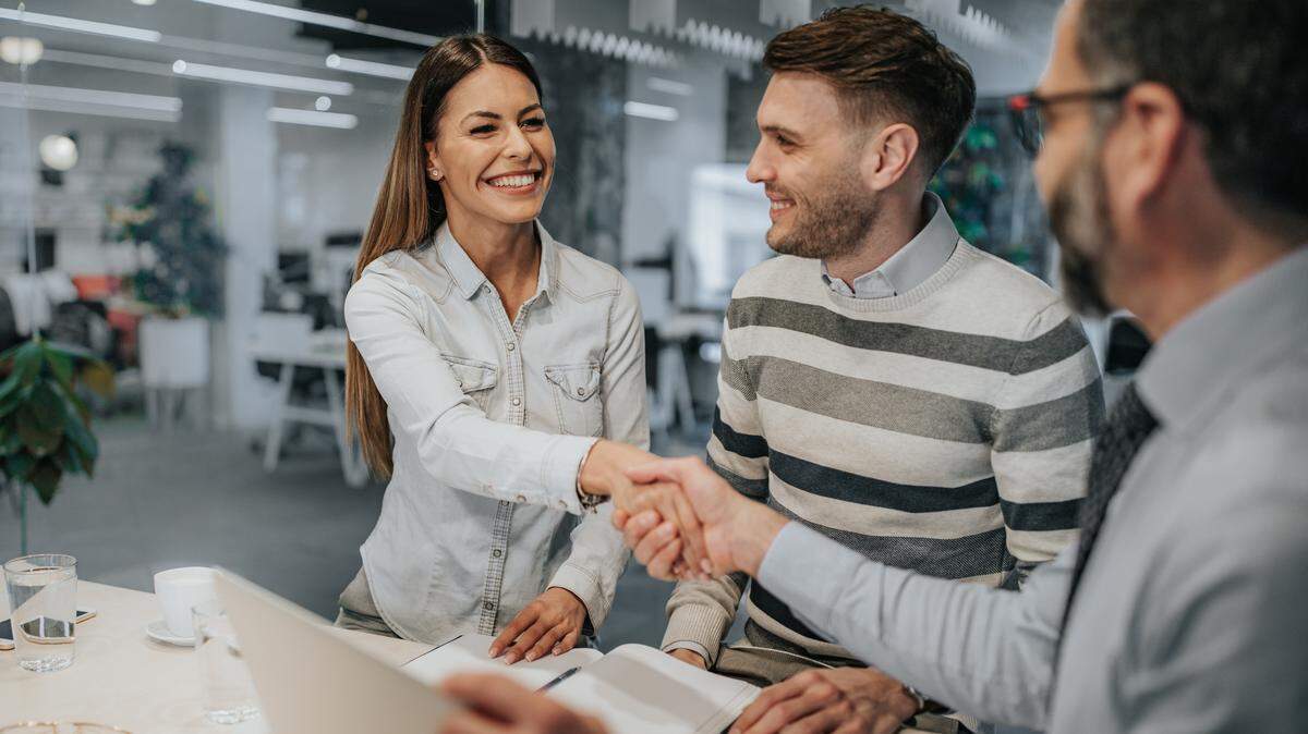 Para emprender un negocio es importante marcar un plan empresarial con metas y objetivos claros.