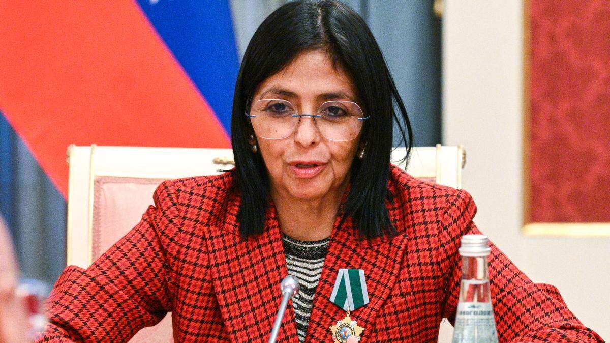 RUSIA, MOSCÚ - 27 DE SEPTIEMBRE DE 2024: La vicepresidenta ejecutiva de Venezuela, Delcy Rodríguez, aparece durante una reunión con el viceprimer ministro de Rusia, Dmitry Chernyshenko (no aparece en la foto).
