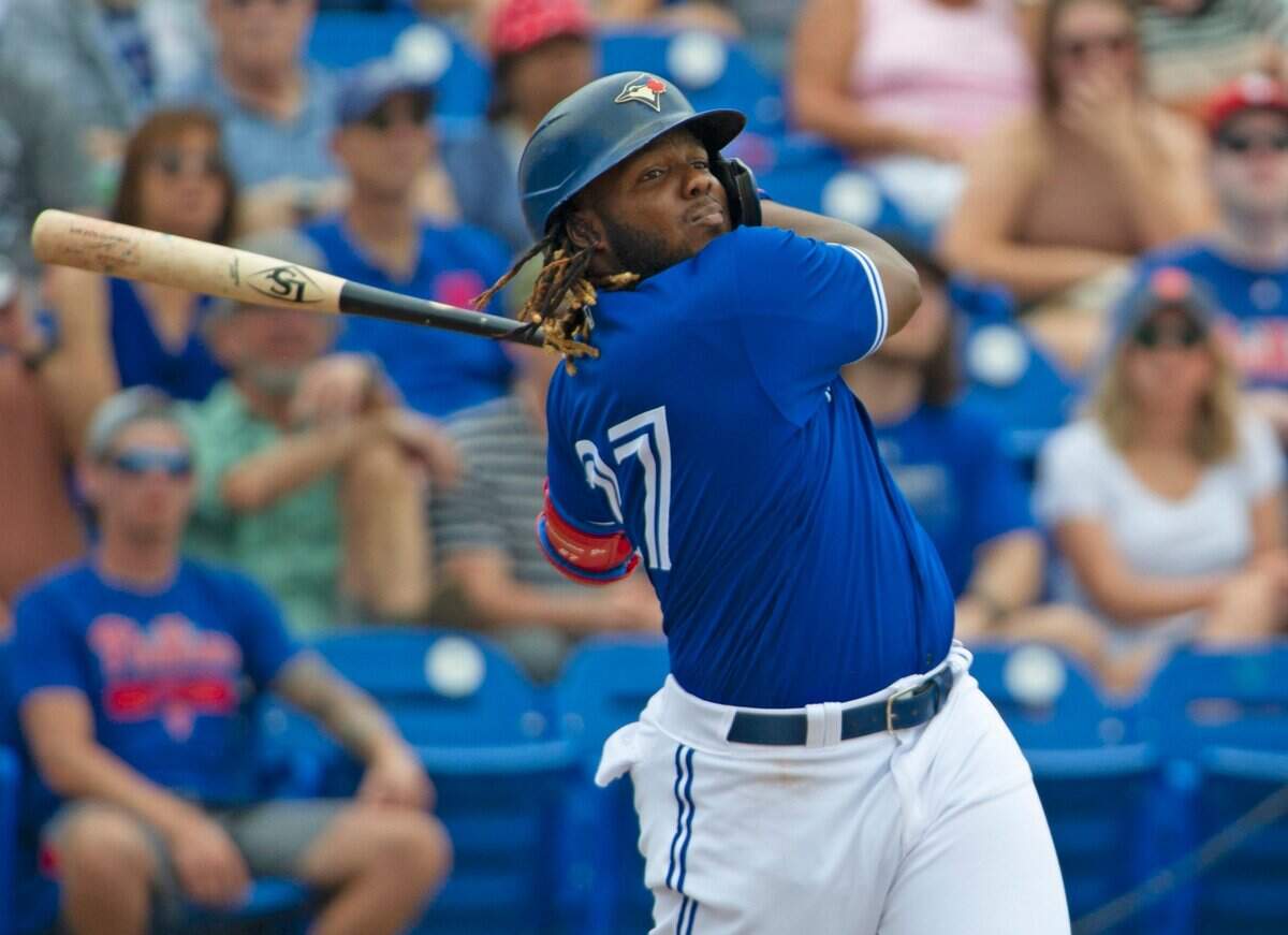 La poderosa ofensiva de los Azueljos de Toronto está liderada por el dominicano Vladimir Guerrero.