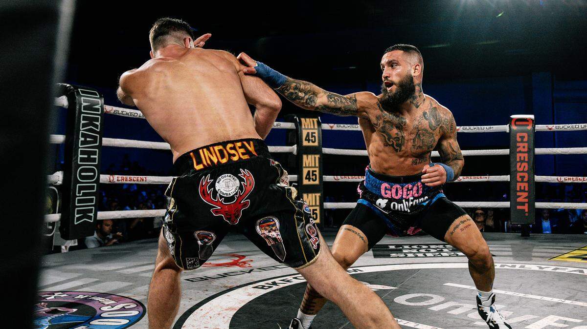 Gorjan Slaveski es el nuevo campeón welter de Bare Knuckle Fighting Championship, pero el hombre más feliz de la noche no podía ser otro que su entrenador Erick “Tigre’‘ Castaño porque ahora es un maestro con dos reyes 