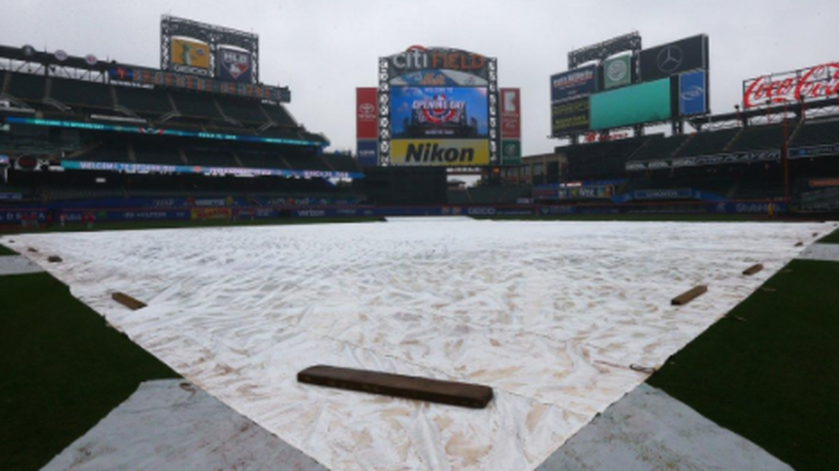 El juego del lunes entre los Marlins de Miami y los Mets fue pospuesto por la lluvia incesante que cae en Nueva York.