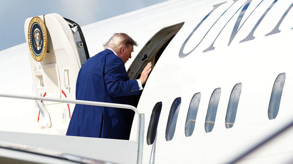 Trump habla sobre cambio secreto de avión en Turquía ante amenaza de ataque de Irán