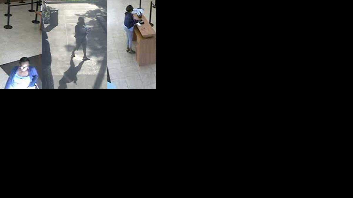 La ladrona entró en una sucursal del Chase Bank localizada en el 12600 NW 7th Avenue y le exigió a una cajera que le diera dinero.