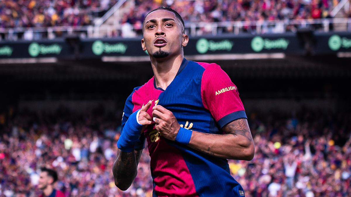 El Barcelona está a las puertas de alzarse con el título de la liga española, incluso antes de jugar su encuentro de la 36ª jornada, el jueves frente al Espanyol, gracias a su victoria del domingo 4-3 ante el Real Madrid en Montjuïc.