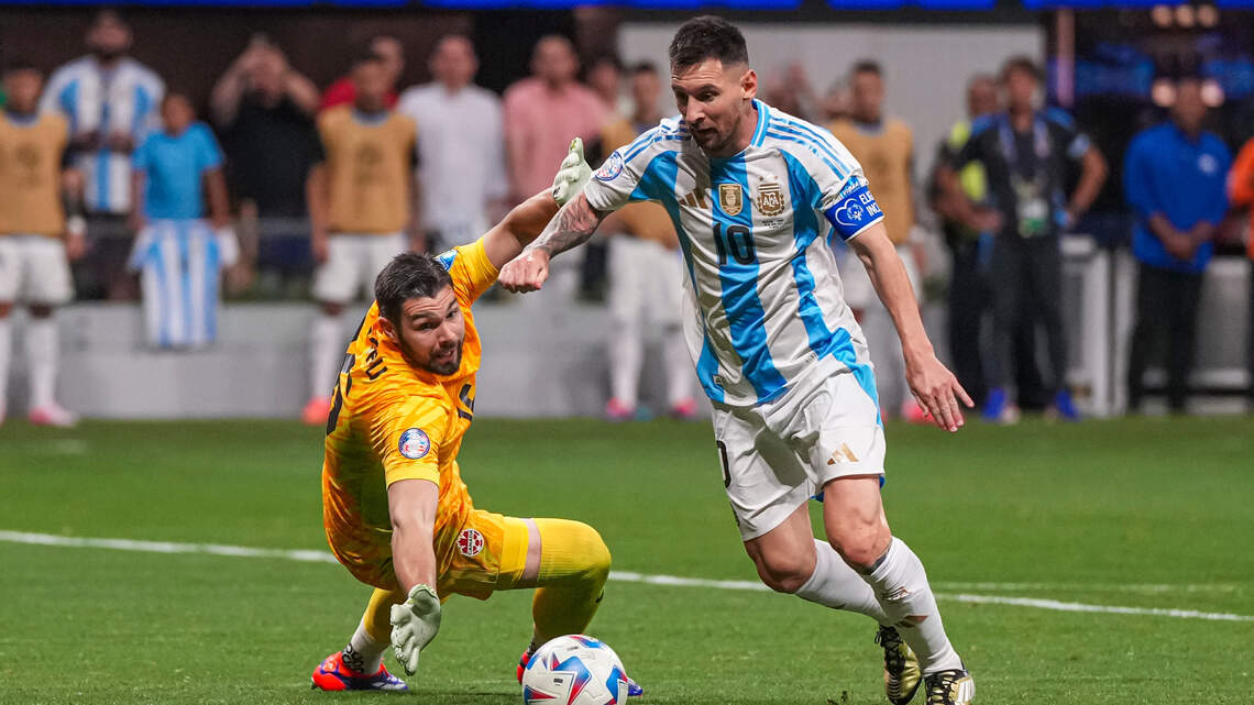 El estado de las canchas, un dolor de cabeza en la Copa América