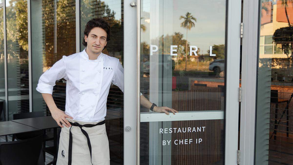 El chef y restaurantero, Isaac Perlman, propietario del restaurante Perl en North Miami Beach.