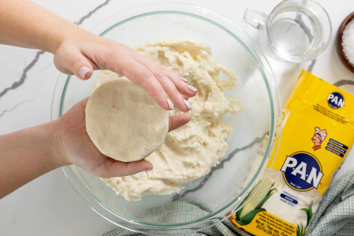 En Miami buscarán la mejor arepa y no precisamente por su relleno. Debe ser crujiente y no muy gruesa.