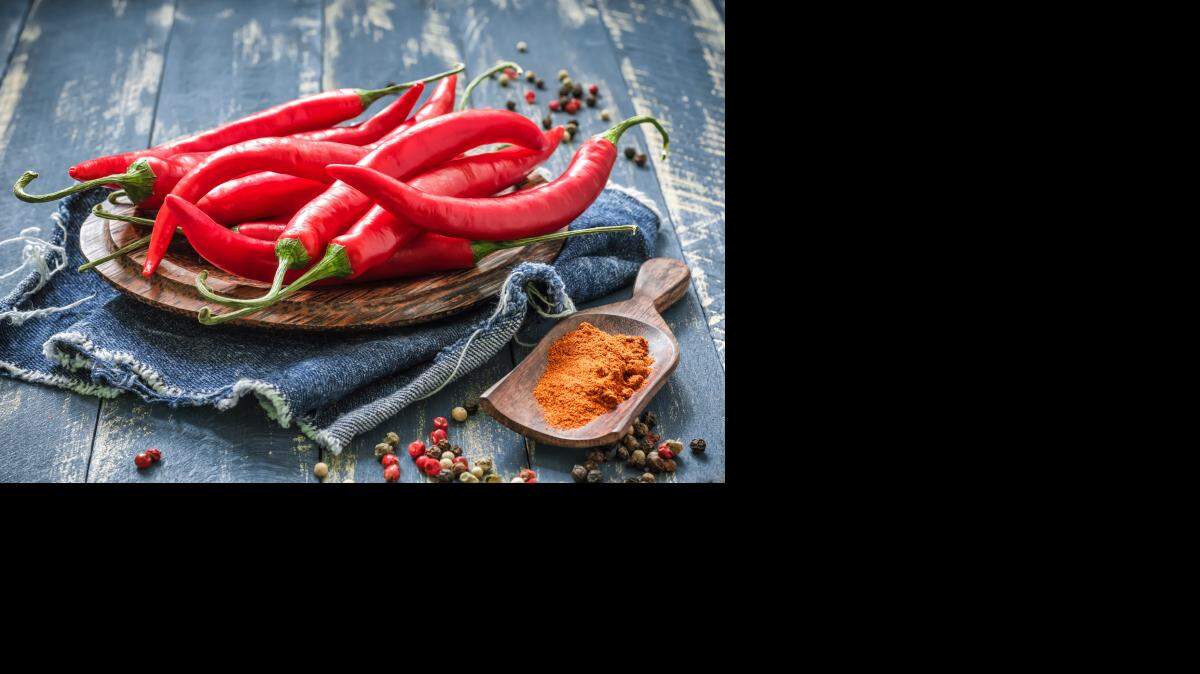 Un estudio realizado sobre una muestra de más de medio millón de chinos, comprobó que aquellos que consumían alimentos picantes de 6 a 7 veces por semana reducían un 14 % el riesgo de morir prematuramente, frente a aquellos que solo lo hacían una vez por semana.