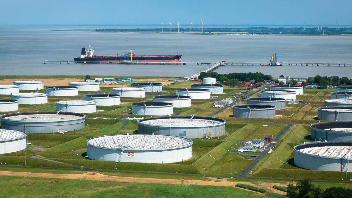 ¿Cómo afecta el conflicto en Irán a los precios de la gasolina en Florida?