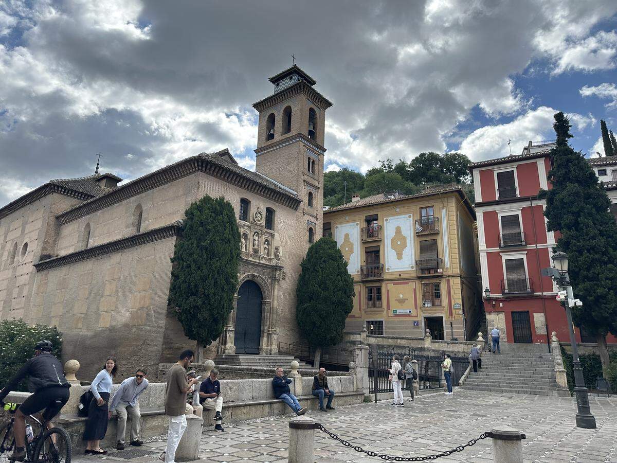 Iglesia de San Gil y Santa Ana.
