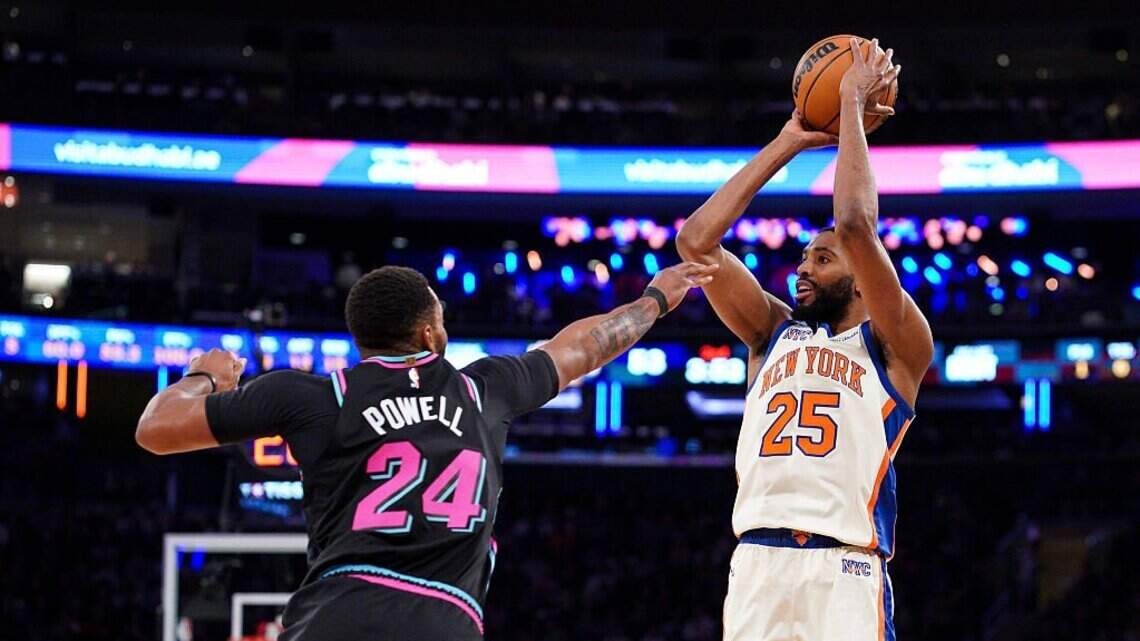 Spoelstra a los jugadores del Heat: subir el nivel y sobrevivir en una liga salvaje