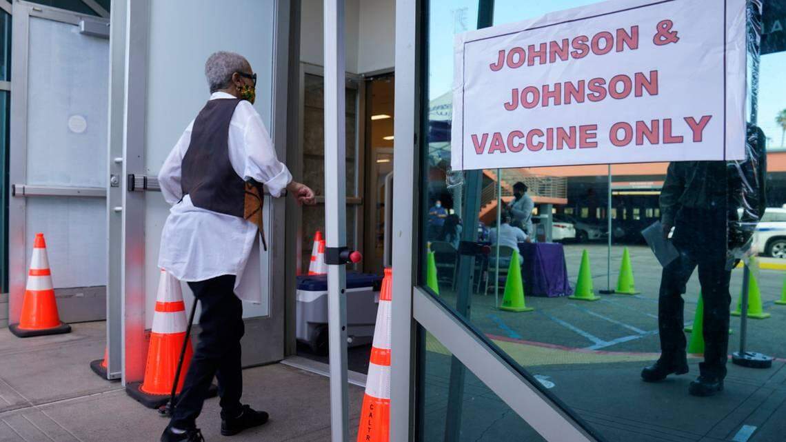 ¿Recibiste la vacuna contra el COVID de Johnson & Johnson? Esto es lo que debes saber