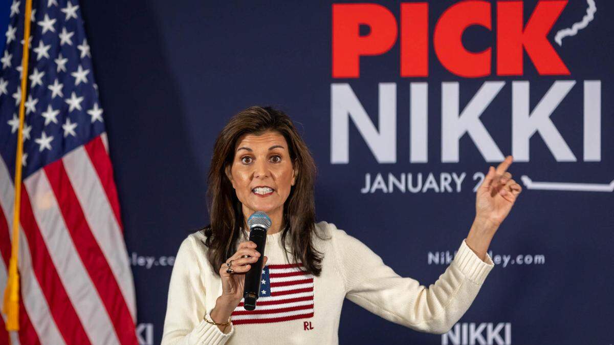 Nikki Haley, exembajadora ante la ONU de Donald Trump, da un discurso en un mitin en Keene, Nueva Hampshire, el sábado 20 de enero de 2024.