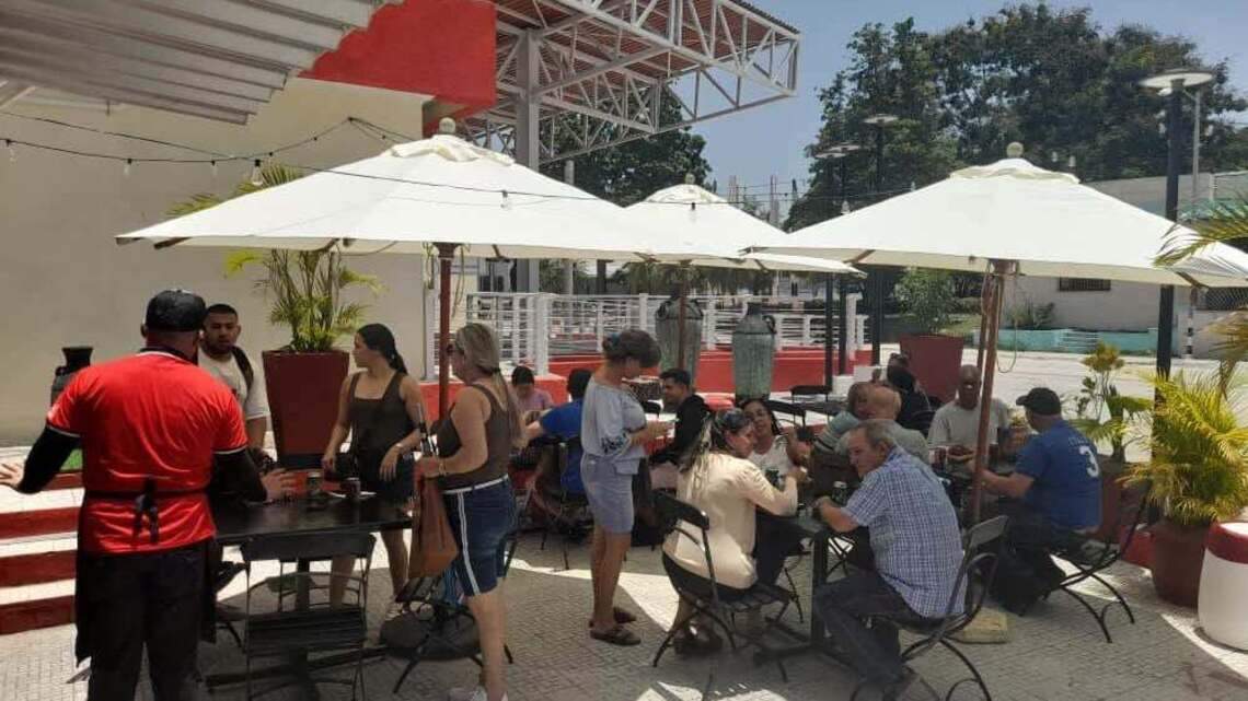 Ni McDonald’s ni KFC: para sorpresa de muchos, Cuba revive este popular negocio de ‘comida rápida’