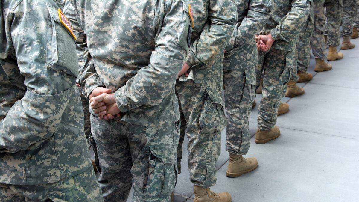 La Corte Suprema autorizó el martes provisionalmente la entrada en vigor de la prohibición del presidente Trump a militares transgénero.
