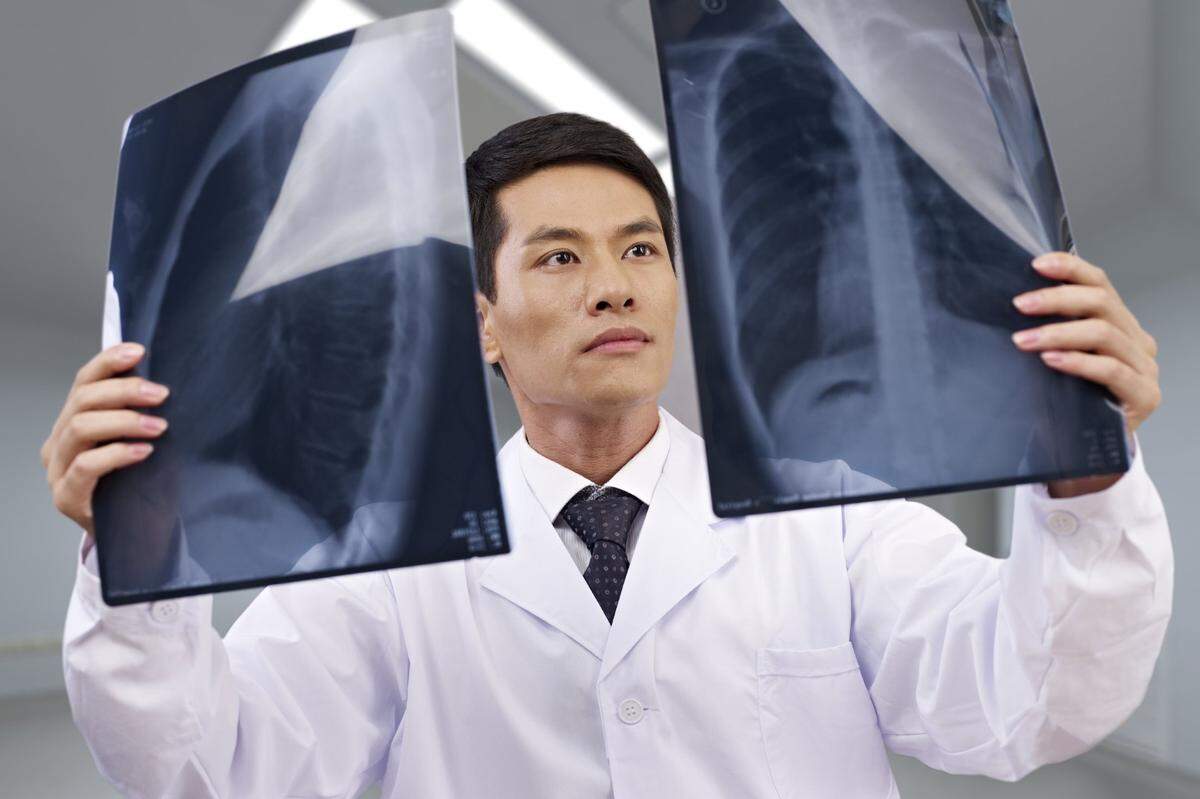 Clever Care, fundada por el ejecutivo de salud coreano-americano Myong Lee, tenía como objetivo desde el principio crear planes de Medicare Advantage para comunidades asiáticas desatendidas.