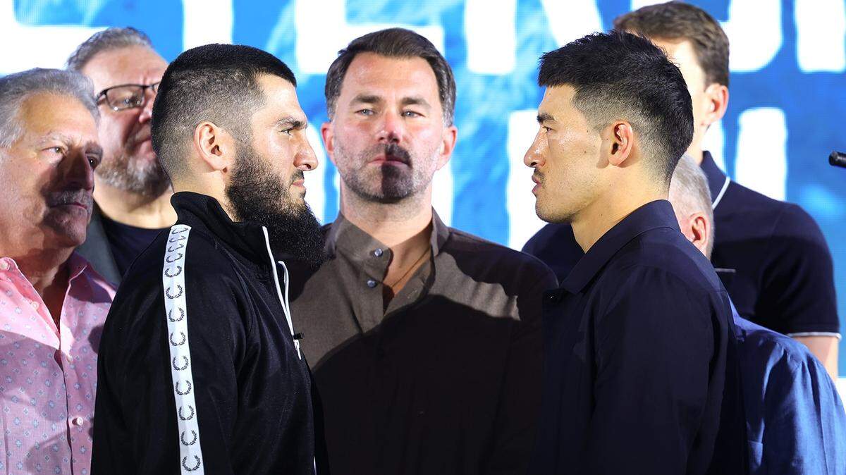 Cuando Artur Beterbiev (izq.) se enfrente a Dmitry Bivol este sábado en un combate por el campeonato indiscutible del peso semipesado, dos púgiles se enfrentarán para dirimir quién es el campeón absoluto de la categoría.