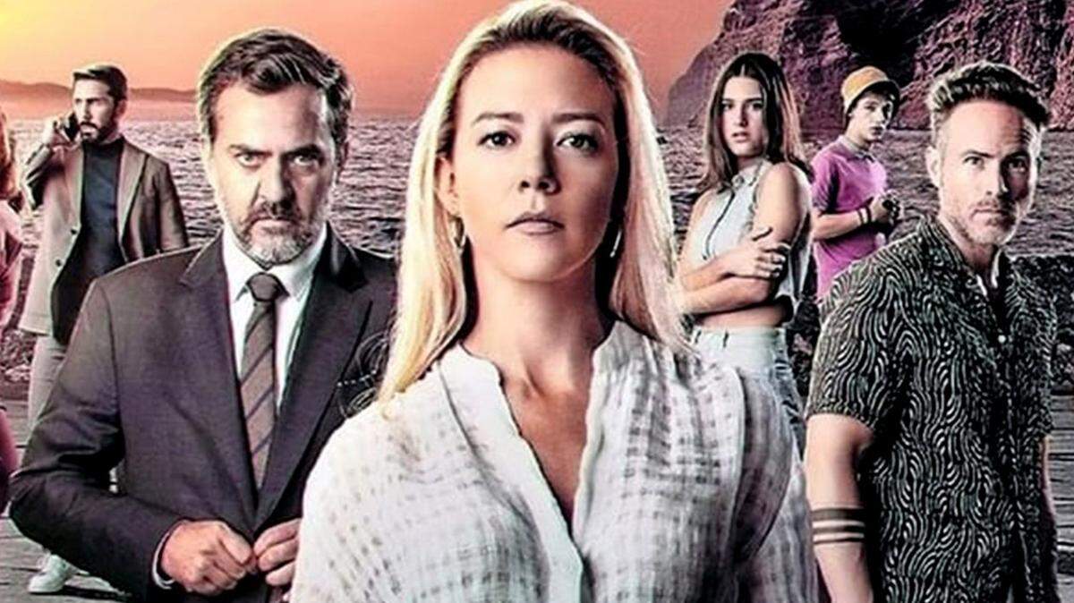 Fernanda Castillo, Flavio Medina, Erik Hayser, Bárbara López, Ruben Sanz, Juan Pablo Fuentes y Karena Flores.