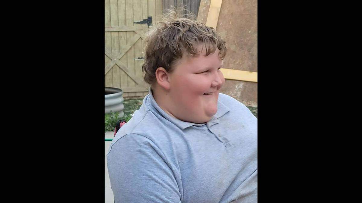 Bruce Johnson Jr., de 11 años, murió apuñalado por su madre, reportó la policía de Nuevo México.