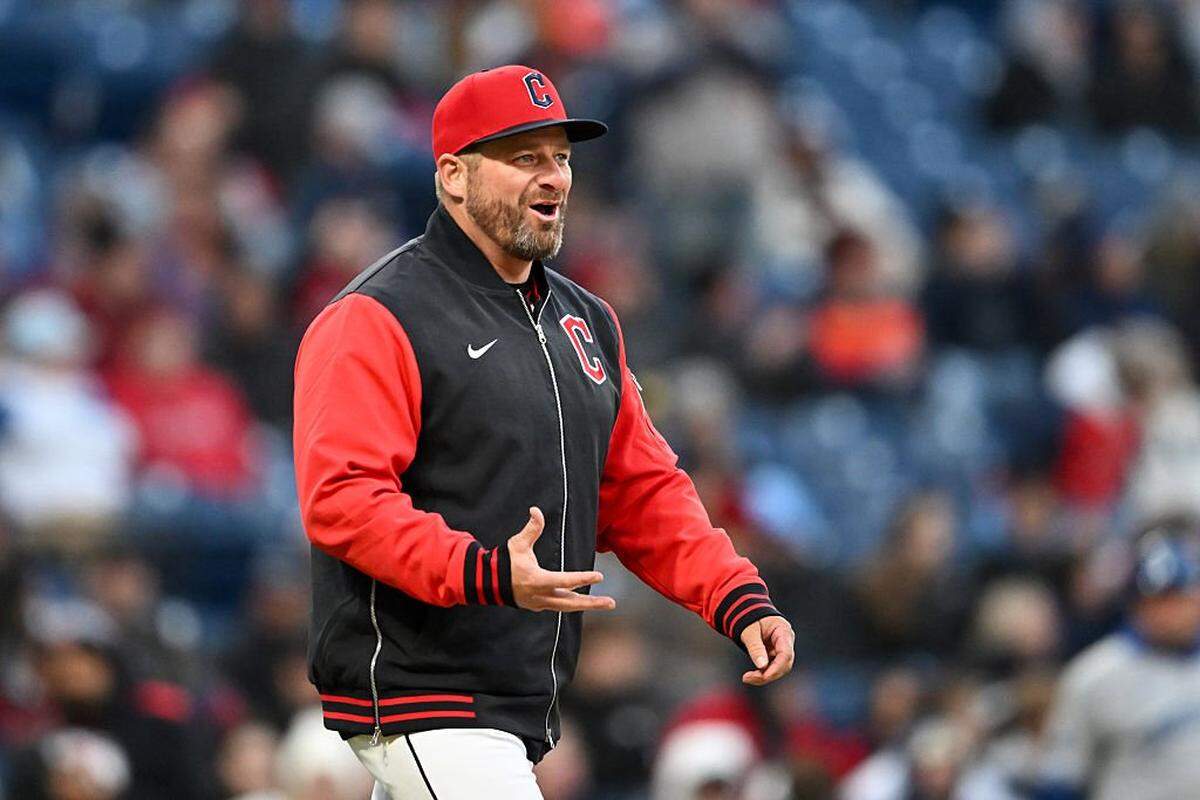El piloto de los Guardianes de Cleveland, Stephen Vogt, se proclamó Mánager del Año en la Liga Americana al superar en la votación a Dan Wilson, de los Marineros de Seattle, y a John Schneider, quien llevó a los Azulejos de Toronto a la disputa de la Serie Mundial.