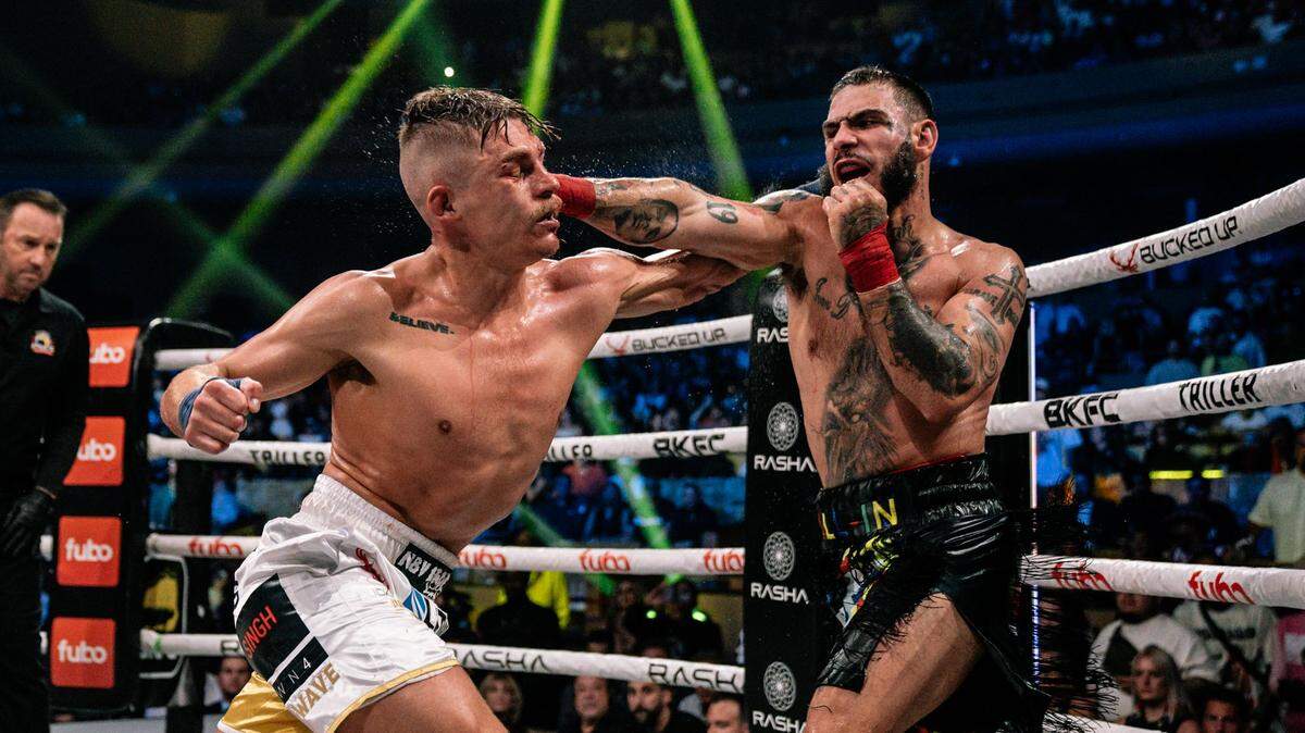 Bryan Durán (der.) cayó en su pelea por la faja mundial de las 145 libras ante Kai Steward, en la cartelera de Bare Knuckle Fighting Championship celebrada el 21 de junio de 2024 en Fort Lauderdale.