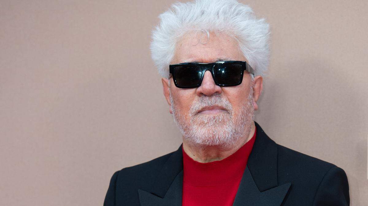 Pedro Almodóvar asiste al estreno de The Room Next Door durante el 68.º Festival de Cine de Londres de BFI en el Royal Festival Hall en Londres, Inglaterra, el 19 de octubre de 2024.