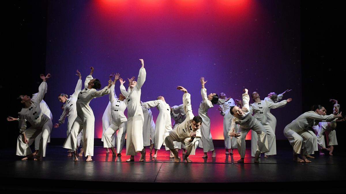 Los bailarines de STYX The Company (aquí en “Not a Ballet”, el exitoso programa que la compañía presentó recientemente en Homestad) actuarán el sábado 17 de mayo en el Aventura Arts & Cultural Center.
