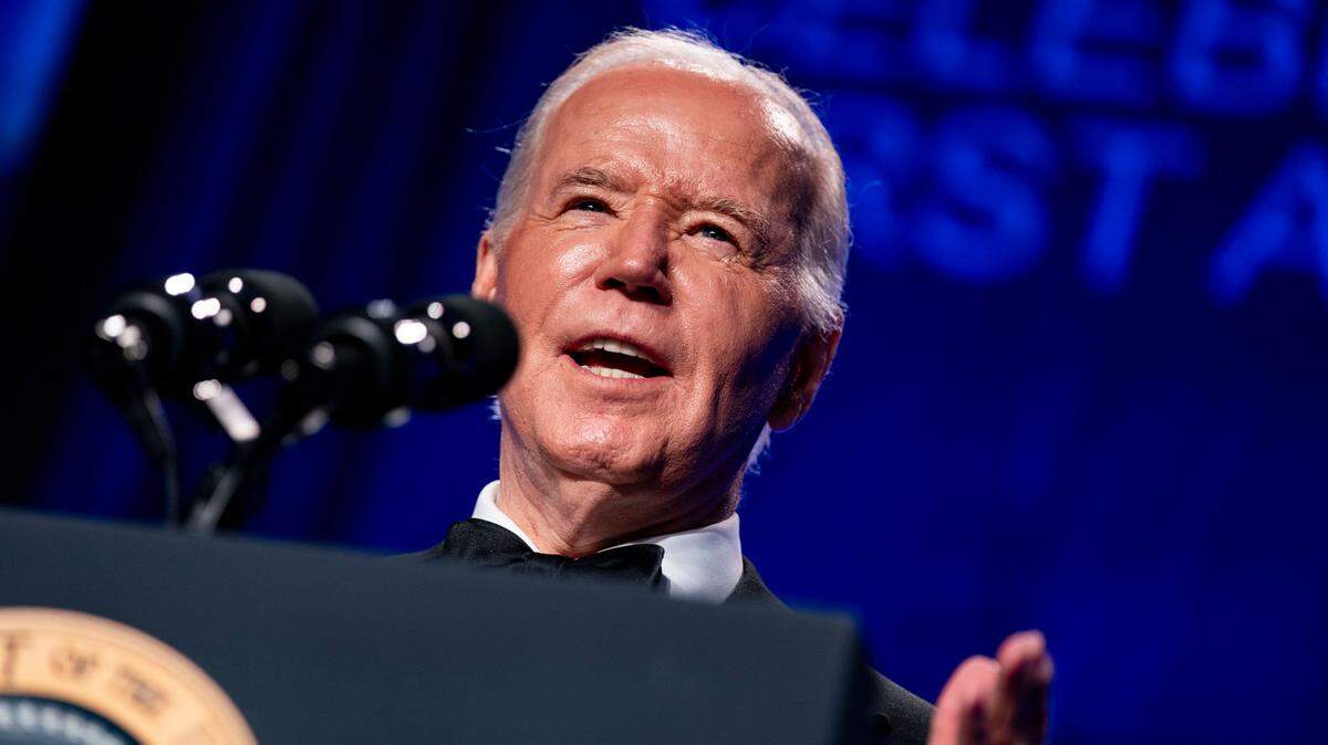 El presidente Joe Biden da un discurso durante la Cena de la Asociación de Corresponsales de la Casa Blanca, el sábado 27 de abril de 2024, en Washington, D.C.