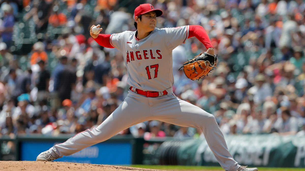 Shohei Othani lanzó el primer juego completo de su carrera en las Grandes Ligas y permitió un hit en la victoria 6-0 de los Angelinos ante los Tigres de Detroit, el jueves 27 de julio de 2023. 