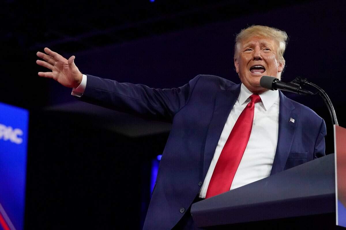 El expresidente Donald Trump habla el sábado en el cierre de la penúltima jornada de la Conferencia de Acción Política Conservadora (CPAC), que se celebra en Orlando (centro de Florida) desde el jueves 24 de febrero.