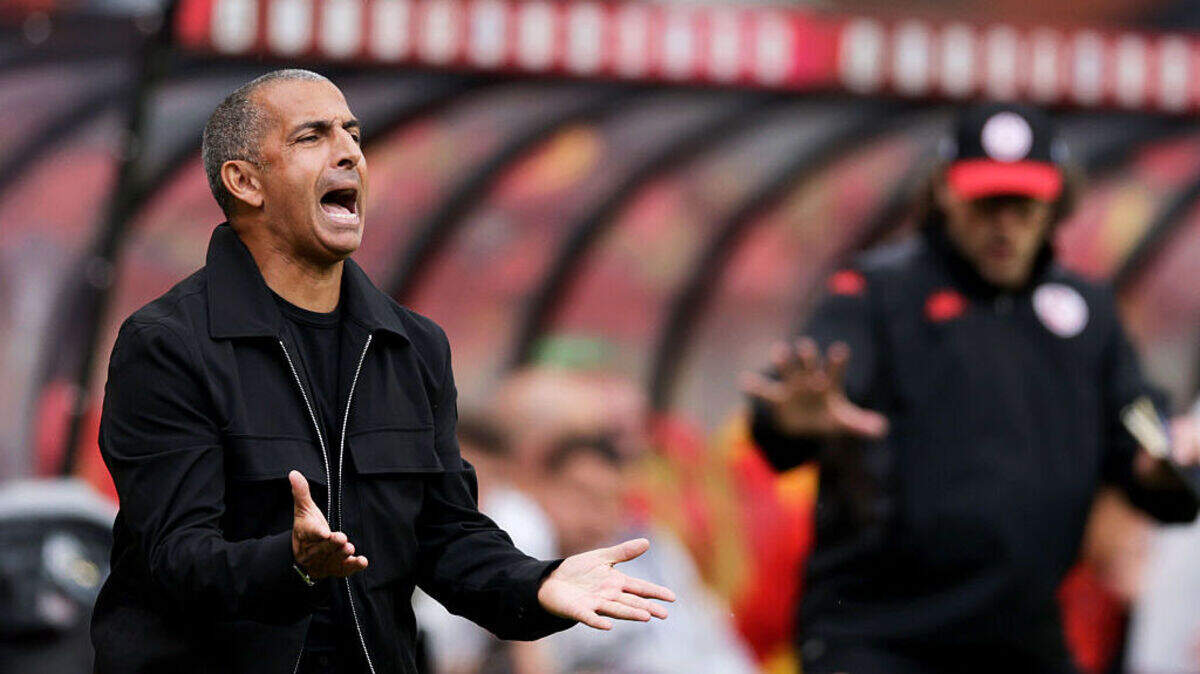 Sabri Lamouchi fue destituido como seleccionador de Túnez tras la contundente derrota (5-1) ante Suecia en su estreno en la Copa del Mundo 2026.