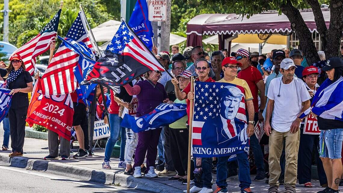 Cubanoamericanos de Florida mantienen un respaldo récord a los republicanos, según encuesta