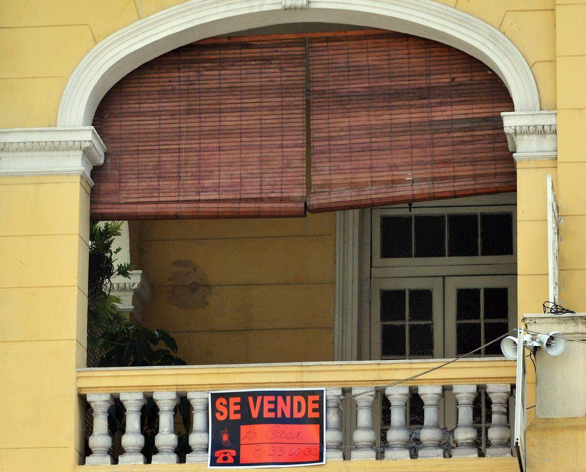 La compraventa de viviendas entre particulares en la isla ha experimentado un aumento progresivo desde que se autorizó en el 2011.