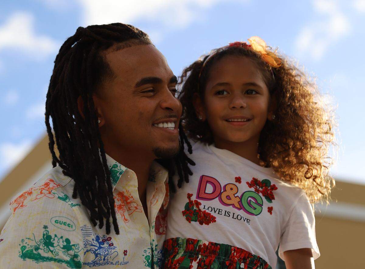 Ozuna le dedicó el tema ‘Mi niña’ a su hija Sofía.