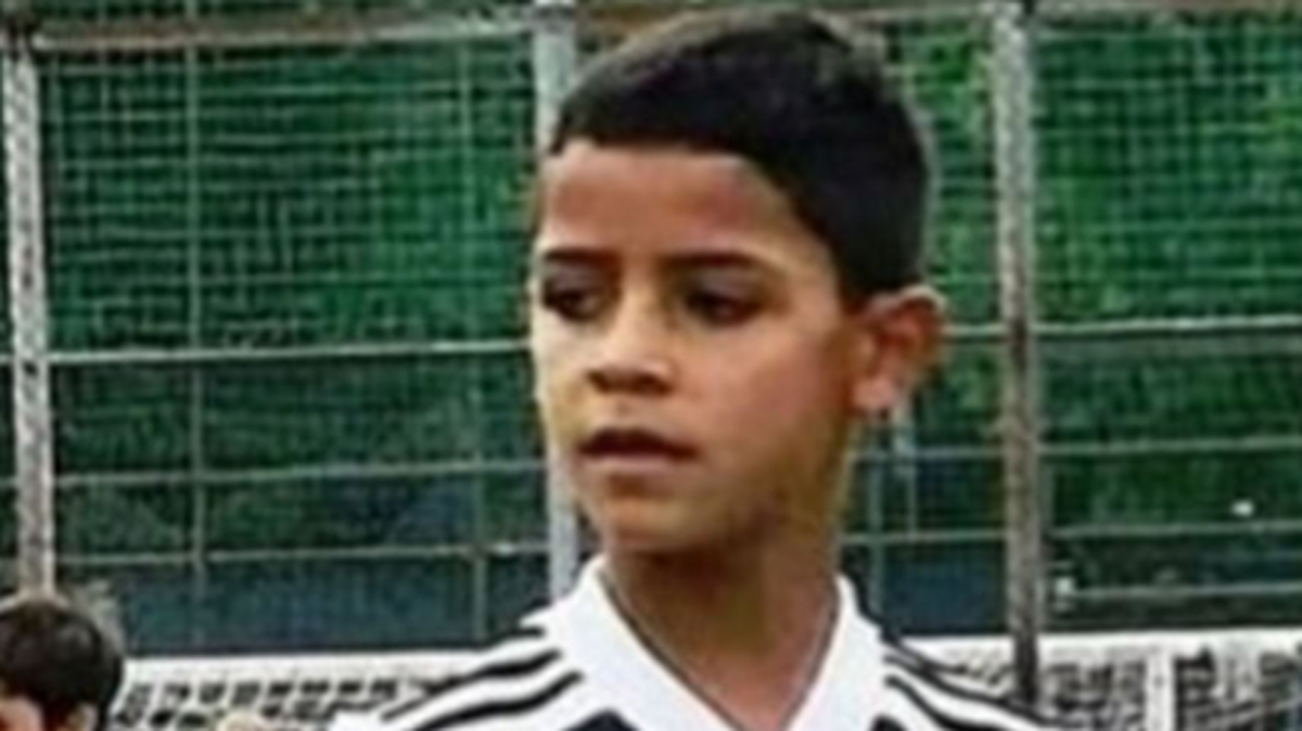 Cristiano Junior, hijo de Cristiano Ronaldo, causó sensación en Italia tras marcar cuatro goles en su debut con los juveniles del Juventus.