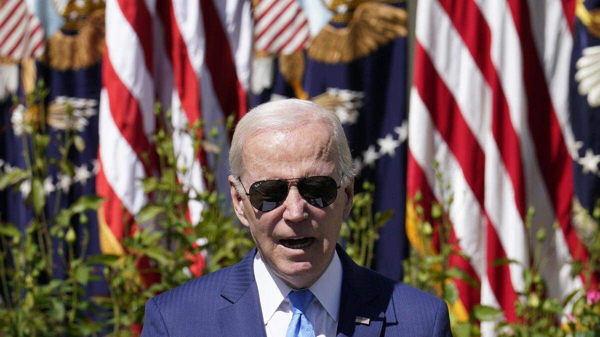 El presidente de EEUU, Joe Biden, habla durante un evento en el jardín de rosas de la Casa Blanca en Washington, D.C. el martes 18 de abril de 2023. (Yuri Gripas/Abaca Press/TNS)
