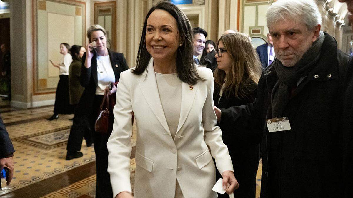 La líder de la oposición venezolana, María Corina Machado, llega al Capitolio de EEUU para una reunión con legisladores estadounidenses, el jueves 15 de enero de 2026, en Washington, DC.