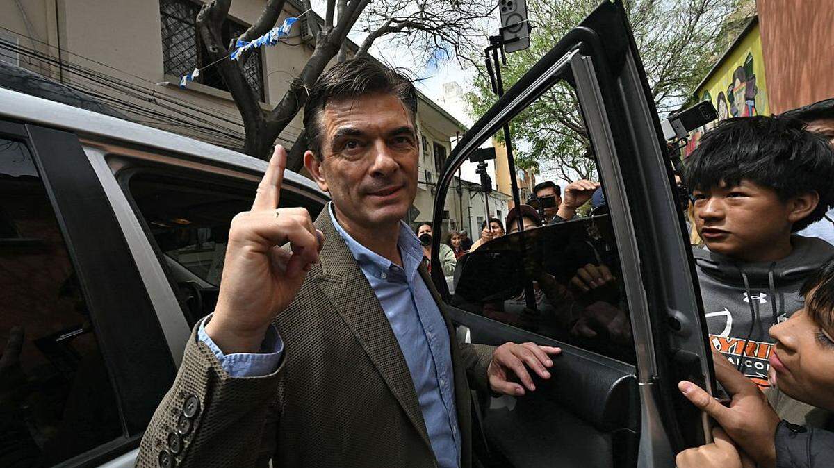 El senador de centroderecha Rodrigo Paz fue elegido este domingo presidente de Bolivia en un balotaje entre opciones de derecha que puso fin a 20 años de gobiernos de izquierda iniciados por Evo Morales.   