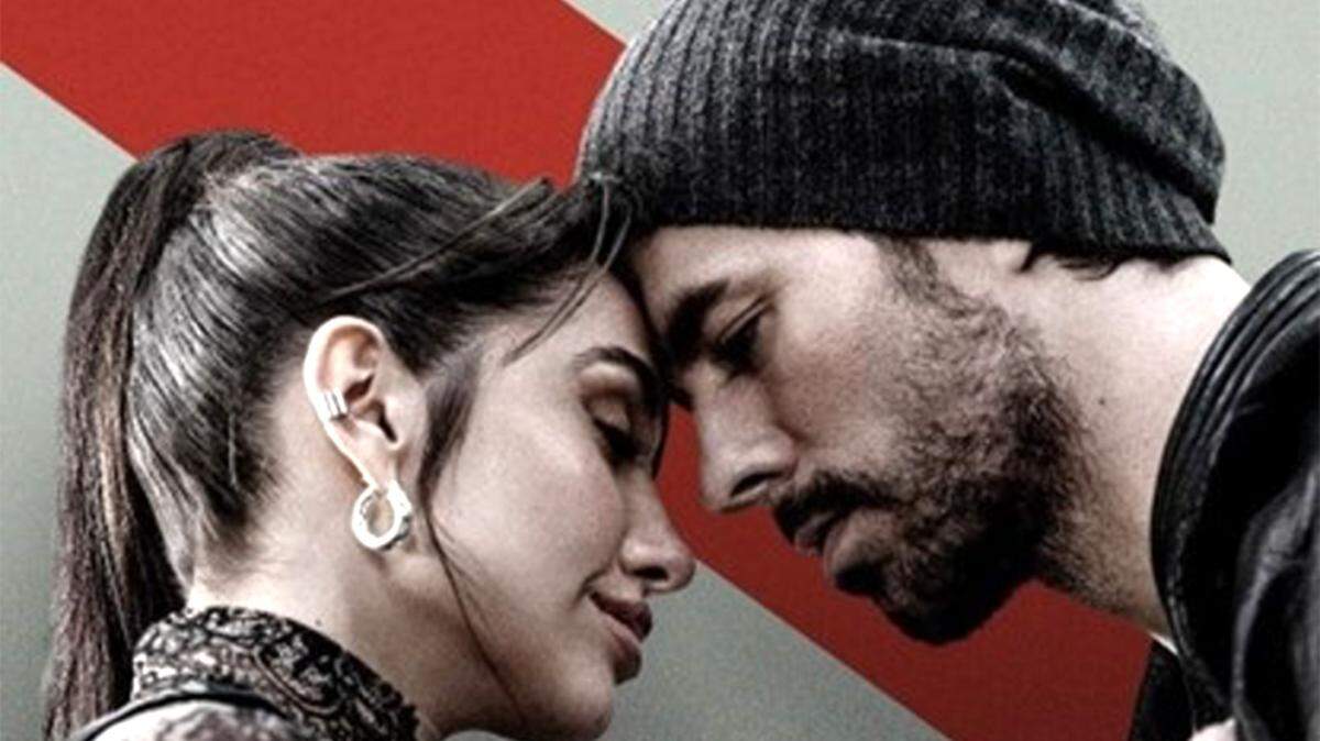 Enrique Iglesias y María Becerra.
