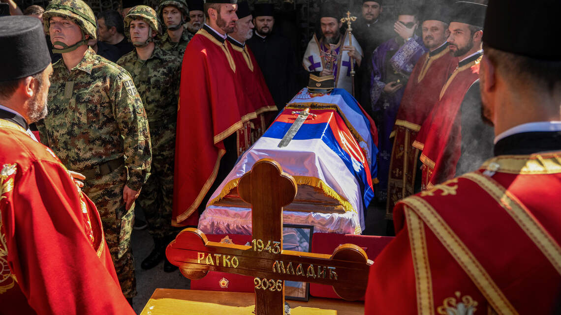 Ratko Mladic, el ‘carnicero de los Balcanes’, enterrado en Belgrado con honores militares