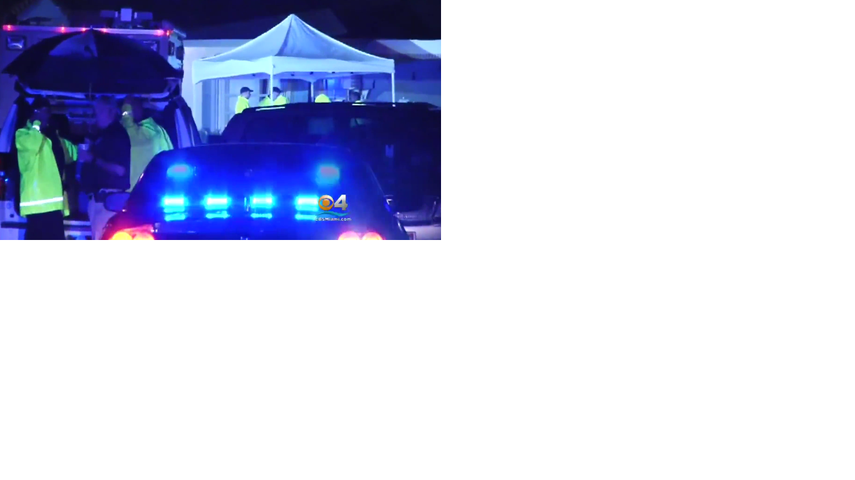 Un conductor que evitó una orden de detención de la policía pereció tras estrellarse contra una casa de Sunrise, Condado Broward, en las primeras horas del domingo, según informó la policía.