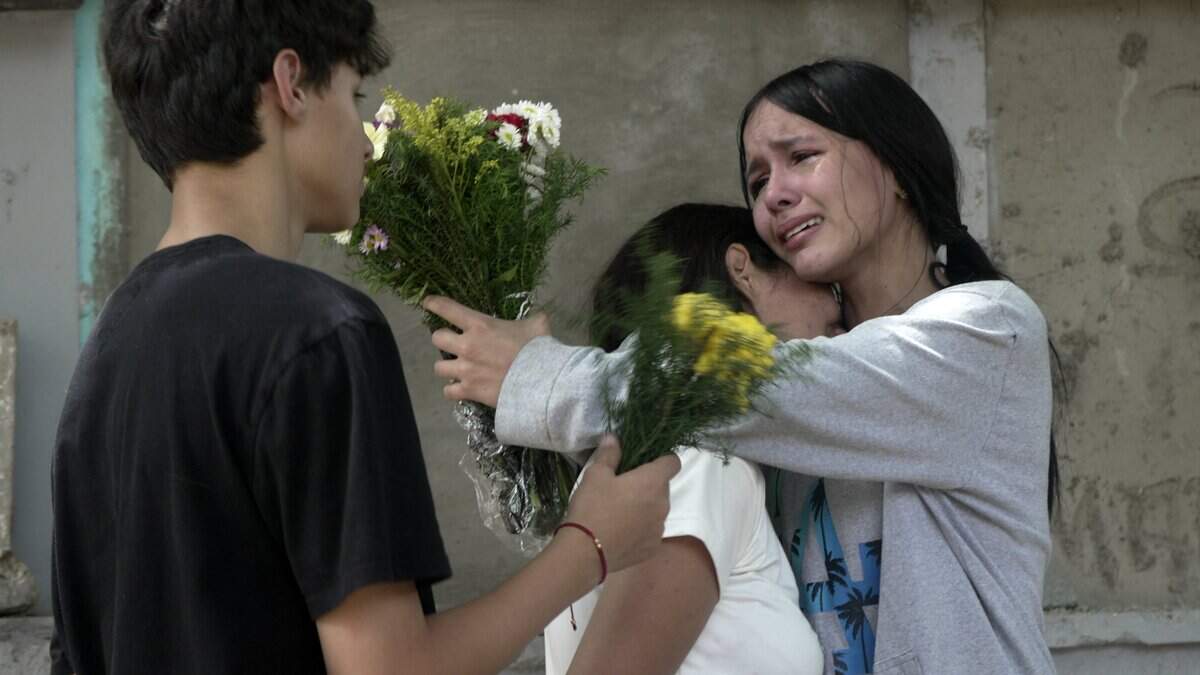 Es a través del amor, el respeto al dolor ajeno y la empatía como lograremos sostener firmemente el espíritu de una nación que se mantiene de pie con una resiliencia admirable.