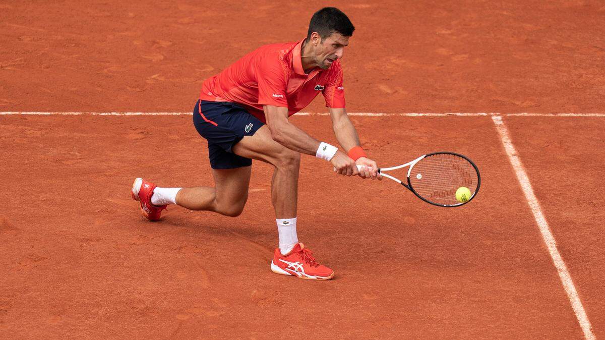 Novak Djokovic busca ampliar a 24 su récord de títulos de Grand Slam desde la próxima semana en el césped del All England Club en Londres.
