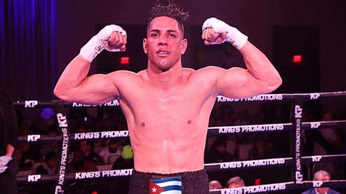 Renny Viamonte afrontará el mayor reto de su carrera profesional cuando se mida a Curmel Moton, el prometedor prospecto estadounidense apadrinado por Floyd Mayweather Jr., en un combate a ocho asaltos del peso ligero, el sábado en Las Vegas.