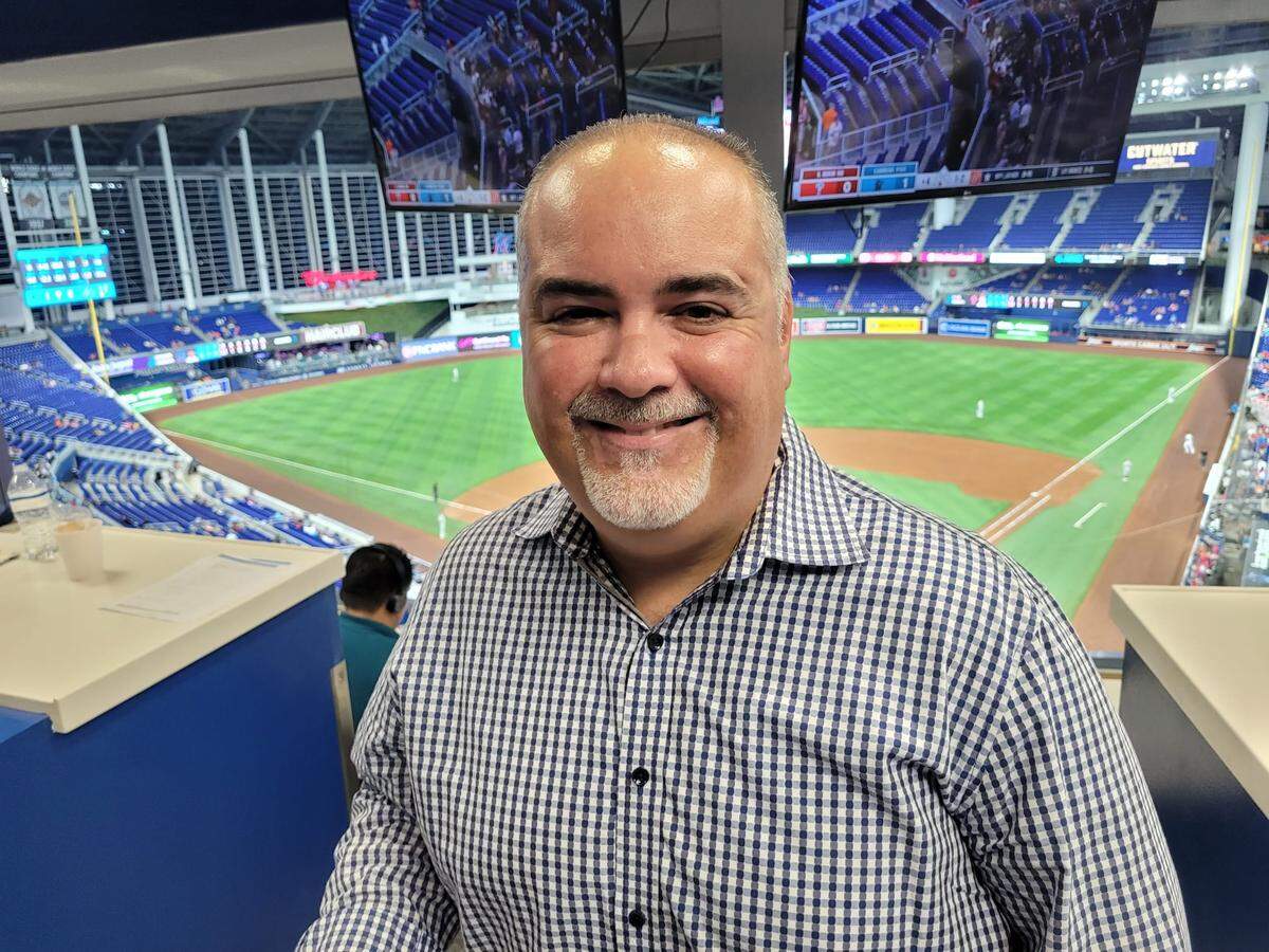 Juanito Martínez siempre ha sido una constante positiva para los Miami Marlins y ahora acaba de ganar el premio Roberto Clemente.